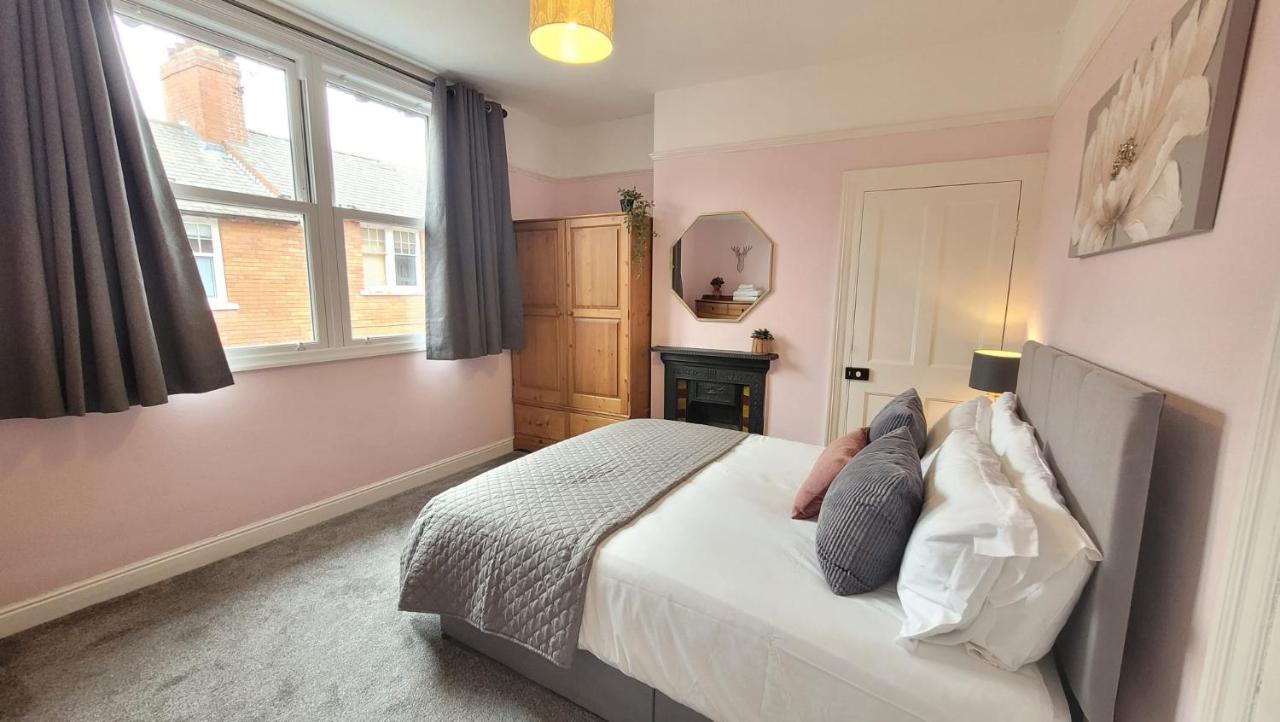 Hartoft St - 2 Bed Near River York Exterior photo